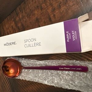 BRAND NEW MODERE Trim Limited Edition PURPLE VIOLET Spoon NEW IN BOX